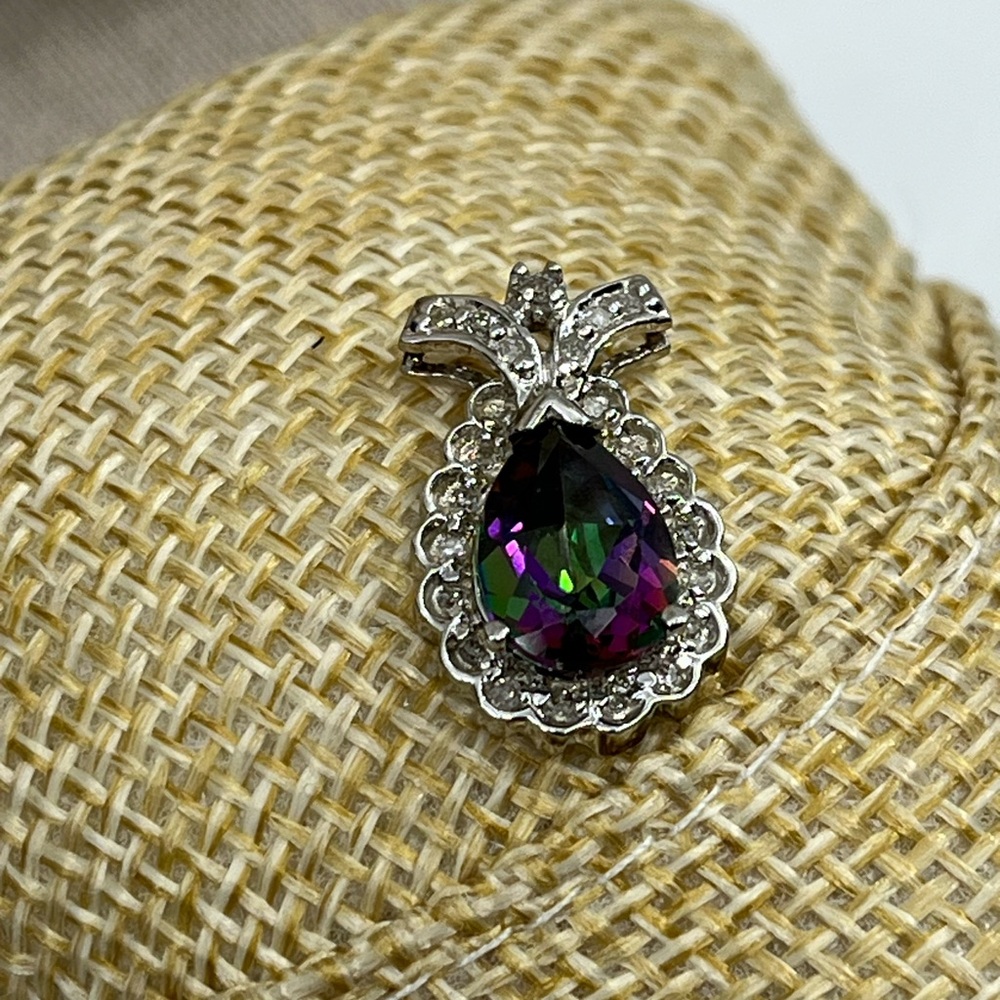 Vintage 10k White Gold Mystic Topaz & Diamond Pendant - 2.5g - Picture 8 of 15